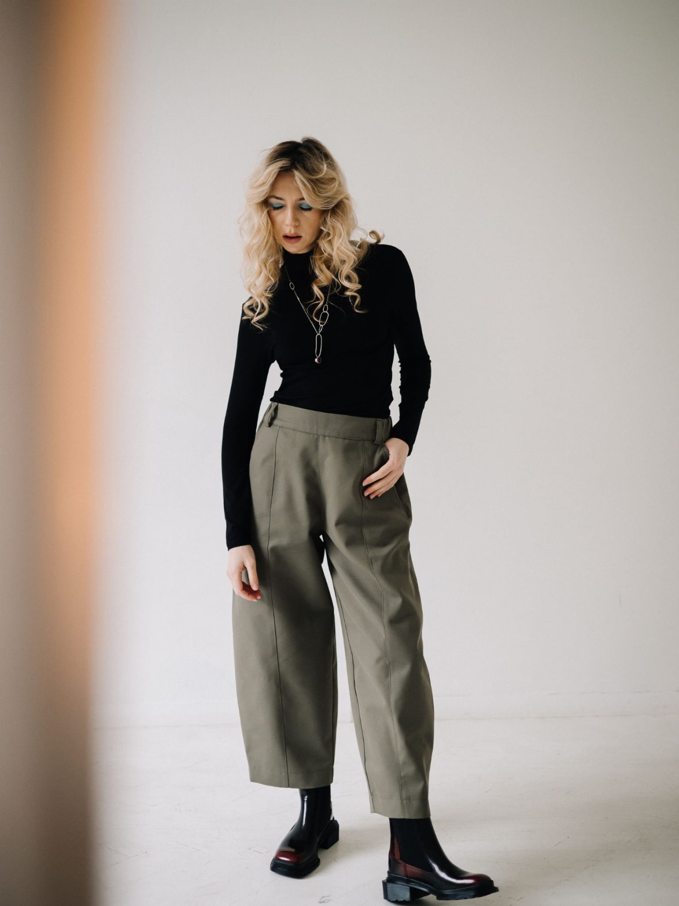 SPODNIE — Balloon Olive