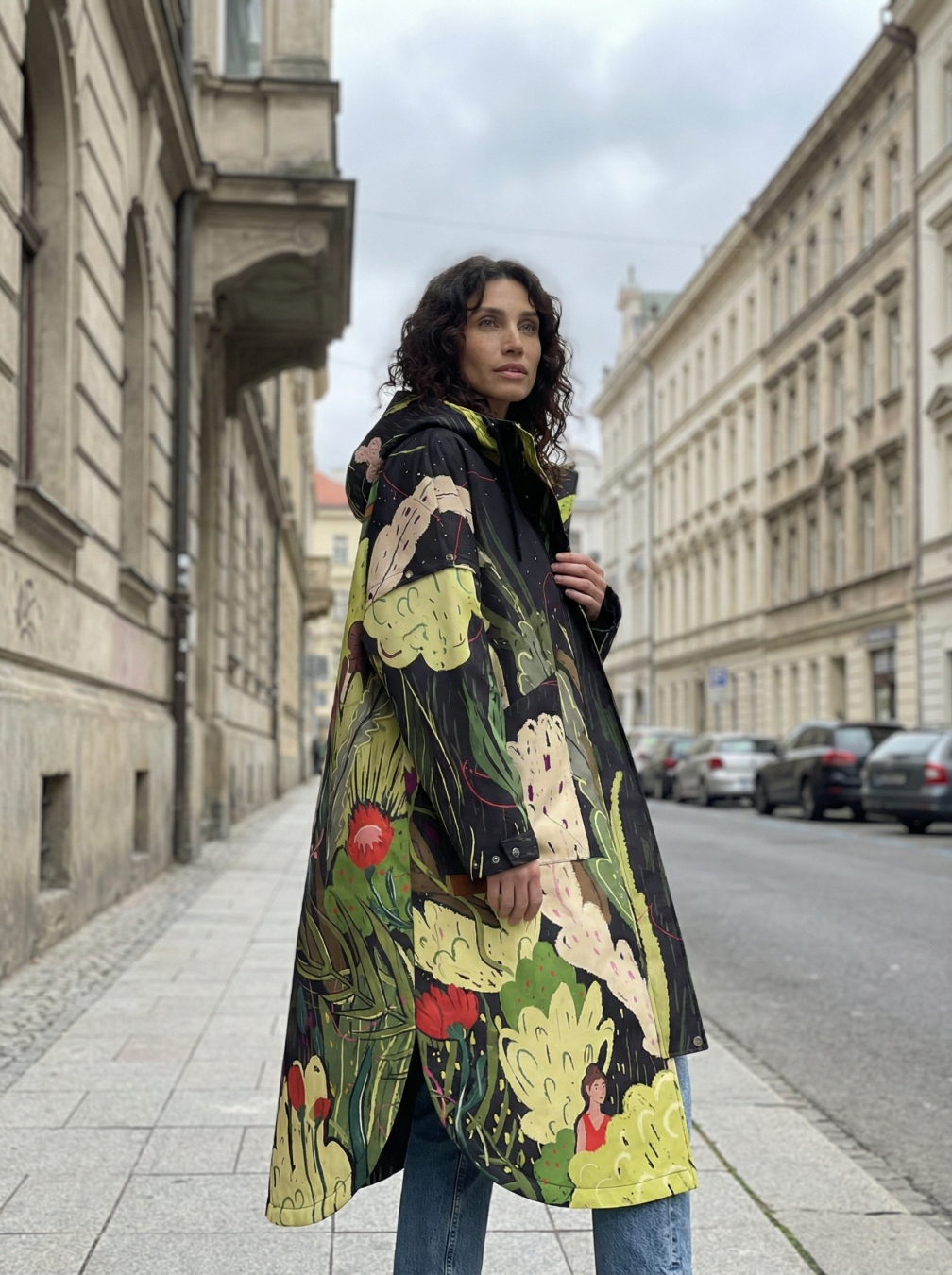 Płaszcz Hybrid- Innowacyjny Design z Odpinanymi Rękawami