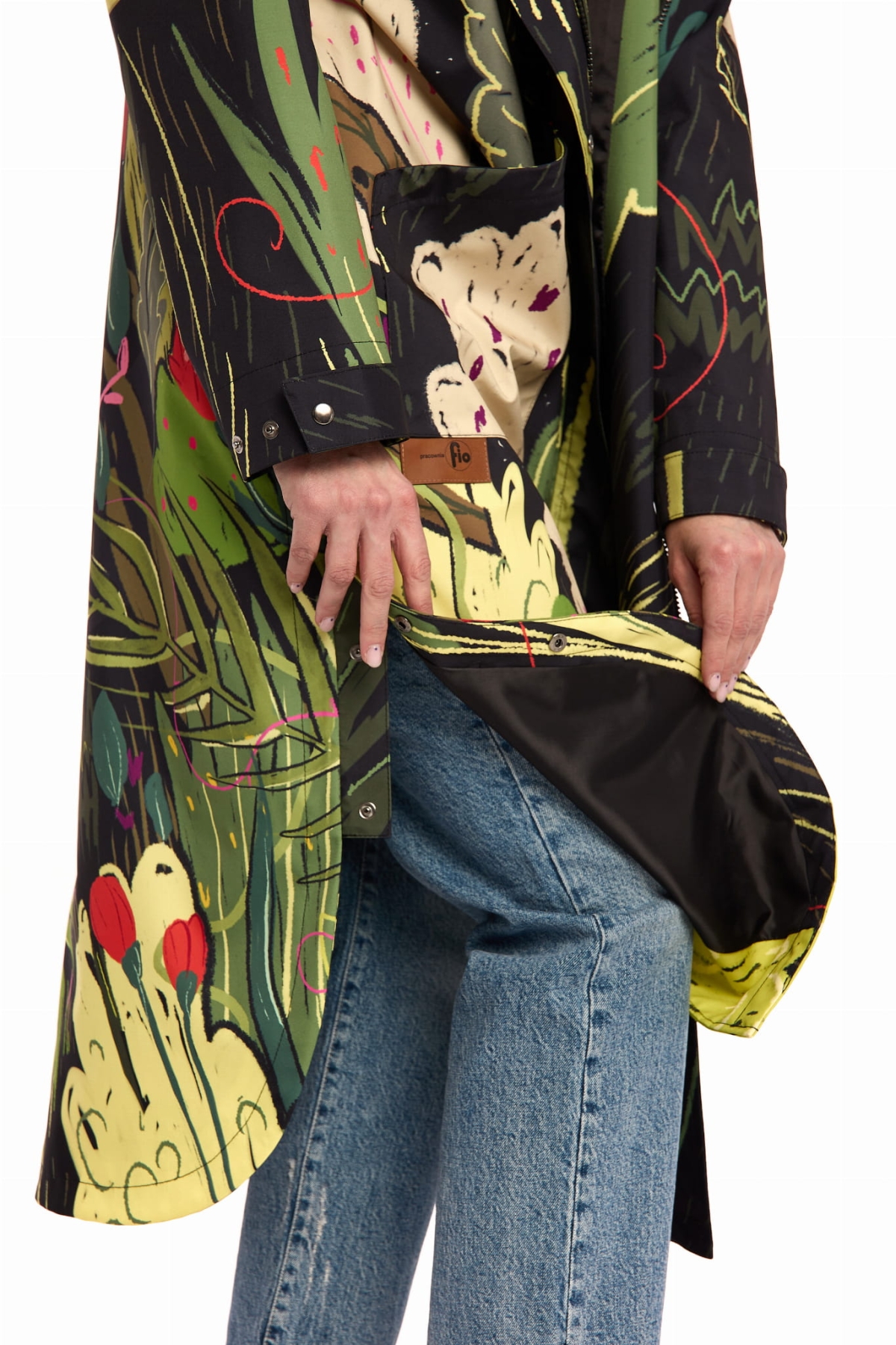 Płaszcz Hybrid- Innowacyjny Design z Odpinanymi Rękawami