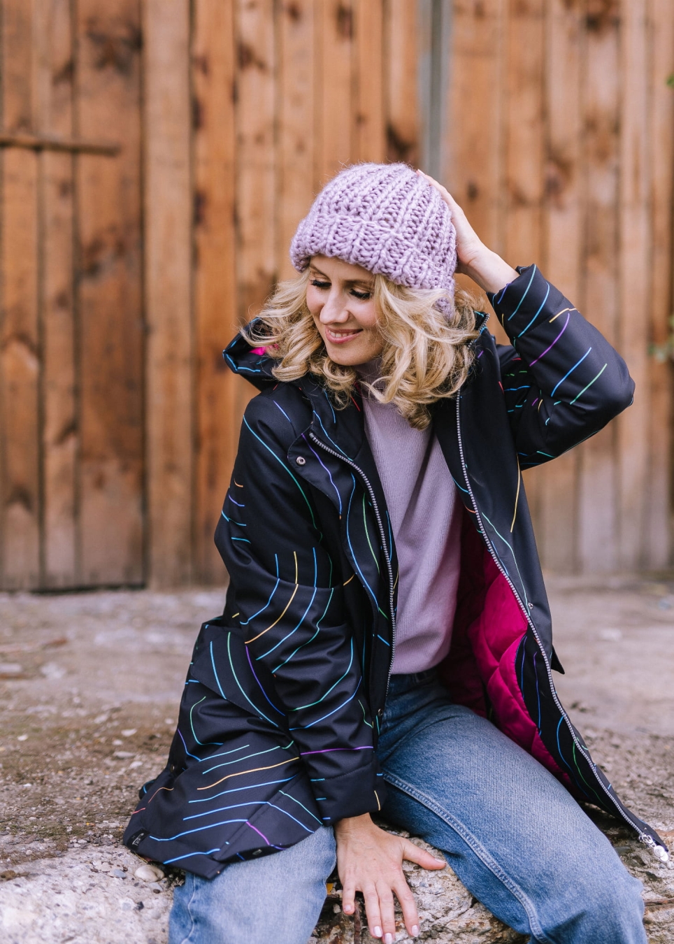 Ocieplana kurtka Venus z kolekcji Silent Flora - elegancja i funkcjonalnoś