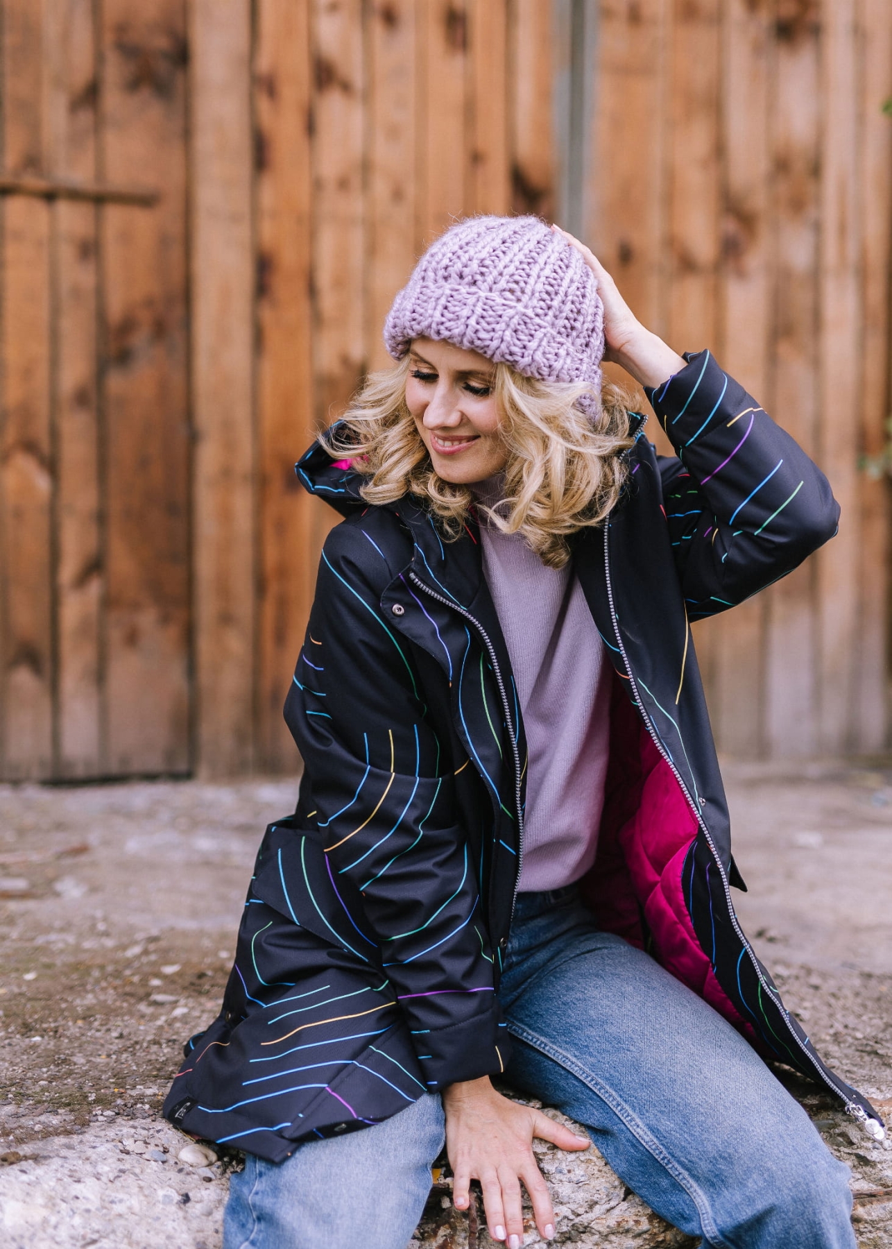 Ocieplana kurtka Venus z kolekcji Silent Flora - elegancja i funkcjonalnoś