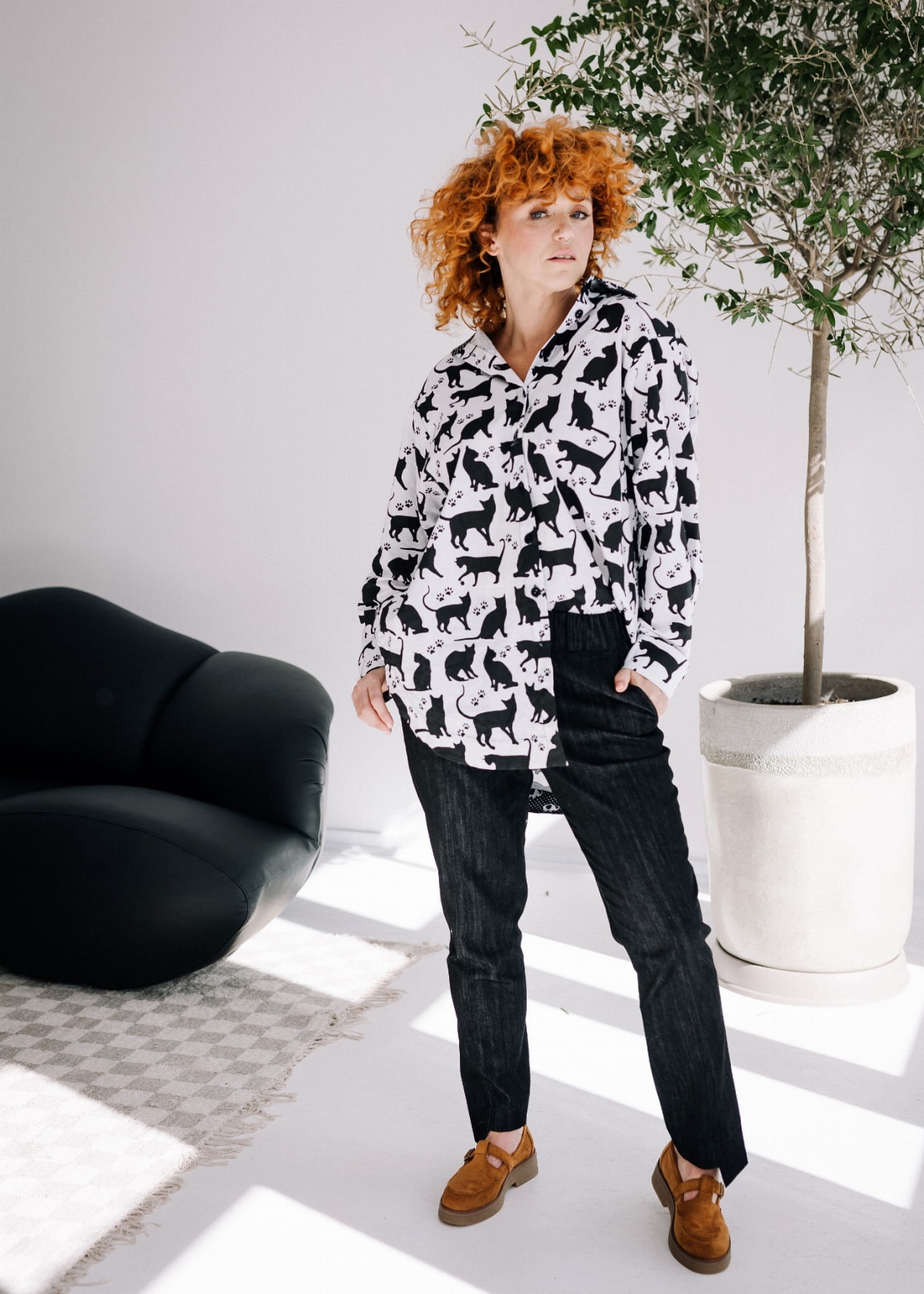 Koszula bawełniana "Idalia-Meryl" z wzorem kotów – komfort i elegancja