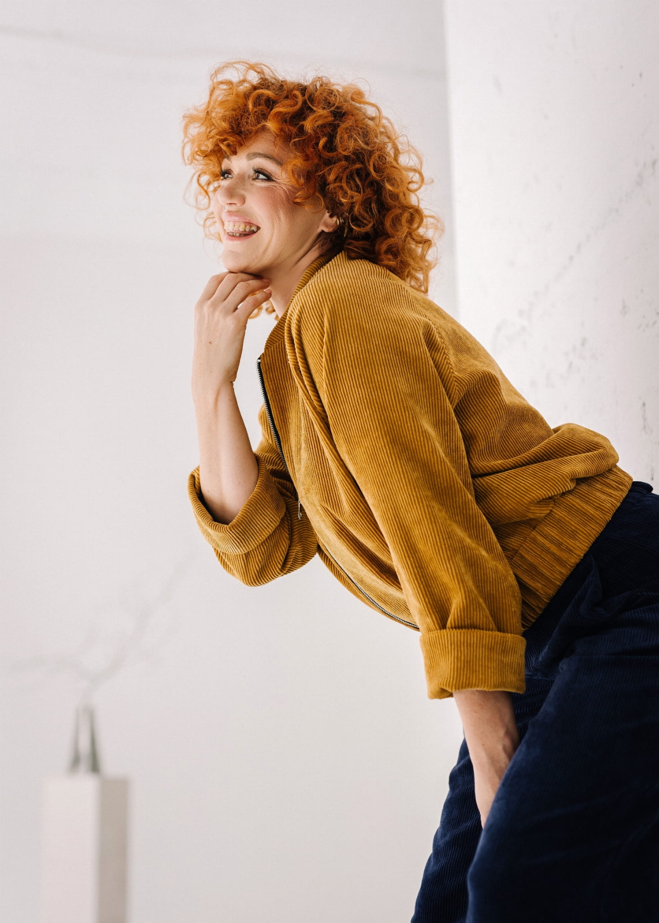 Bomberka Cosmos - Kwiaty Turkus z grubego sztruksu – Pracownia Fio