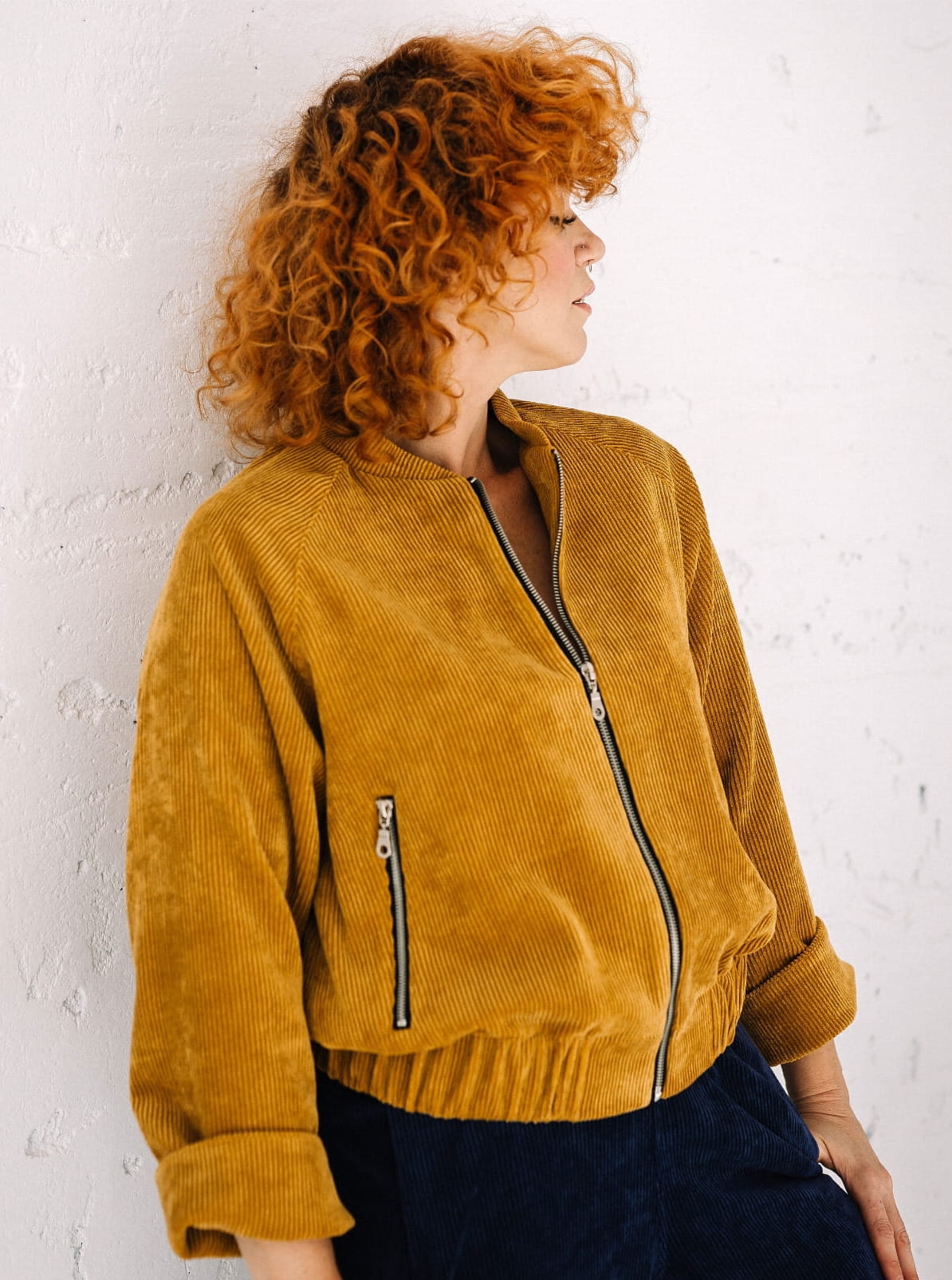 Bomberka Cosmos - Kwiaty Turkus z grubego sztruksu – Pracownia Fio