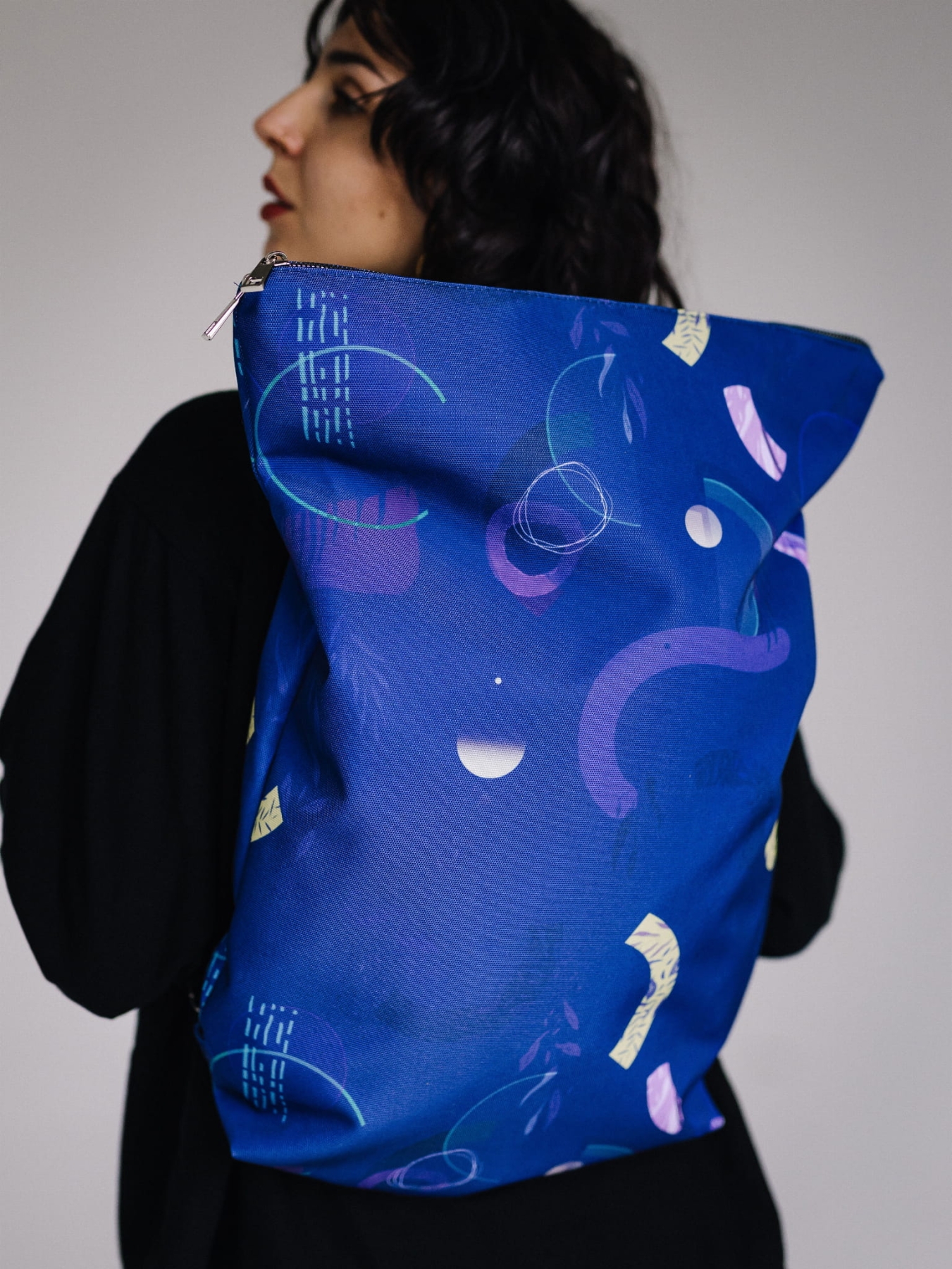 Plecak Miejski Premium Cosmos z Autorskim Wzorem i Kominem