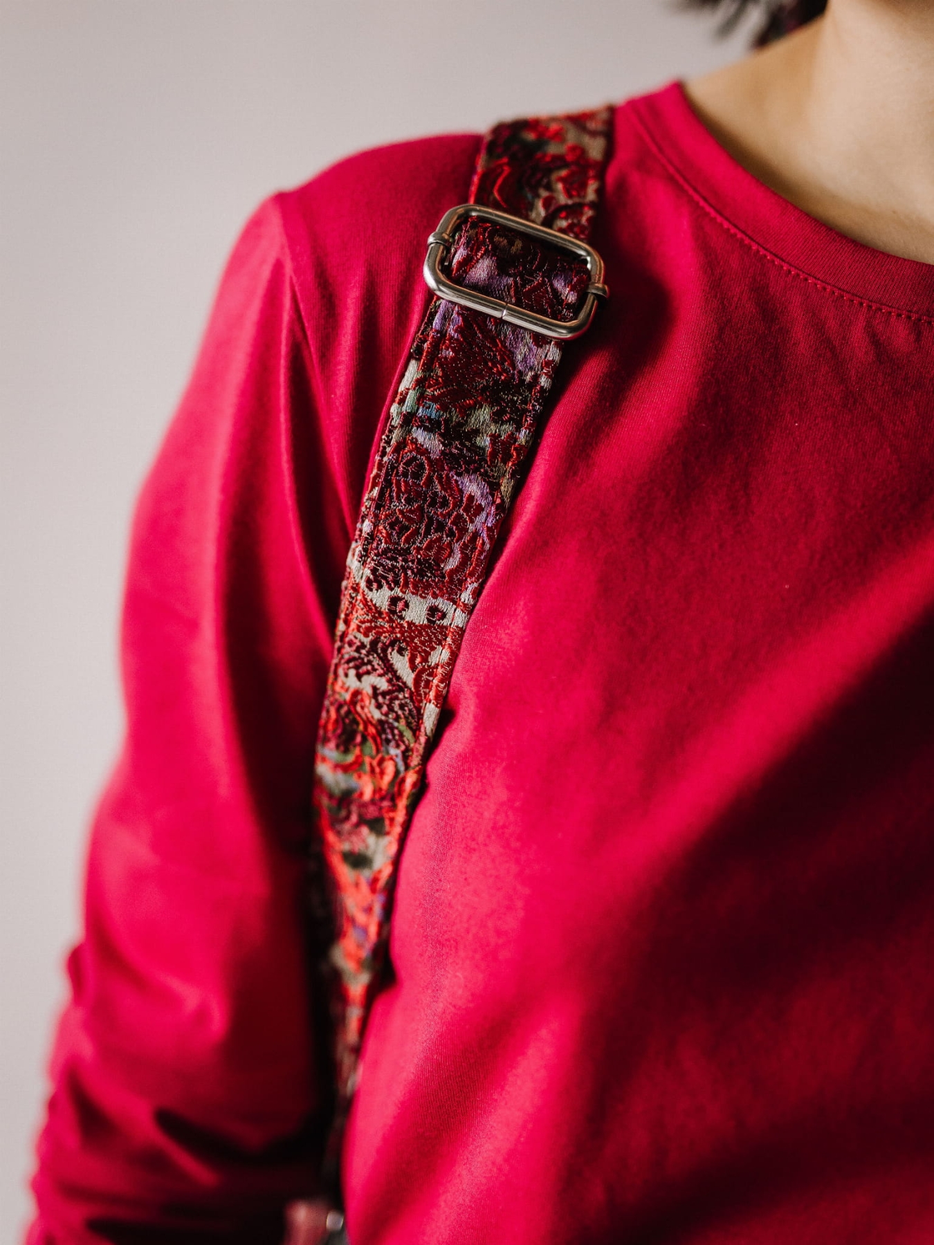 Plecak Fio z Klapką- Żakardowe kwiwty