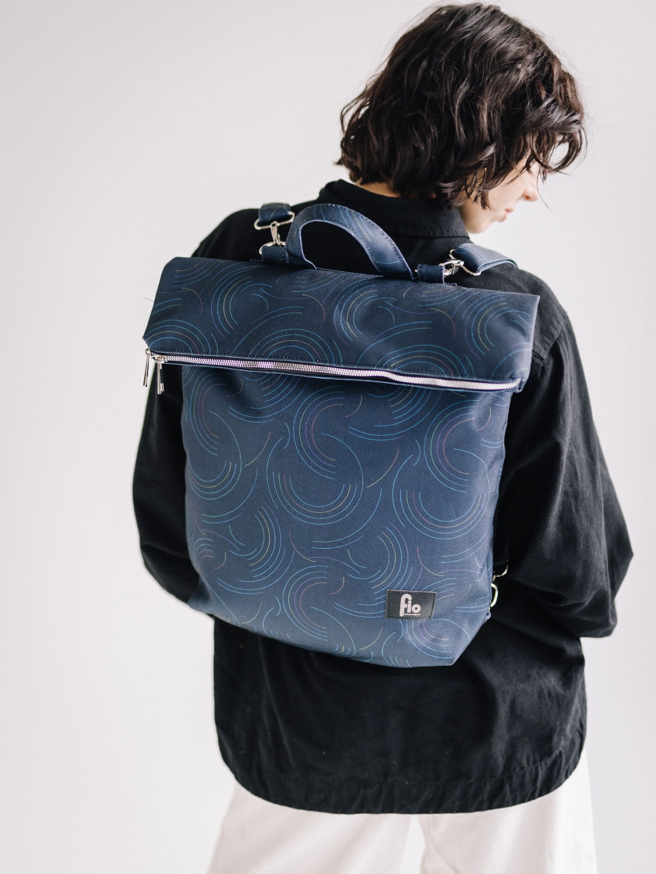 Plecak Miejski Kreski z Autorskim Wzorem i Kominem