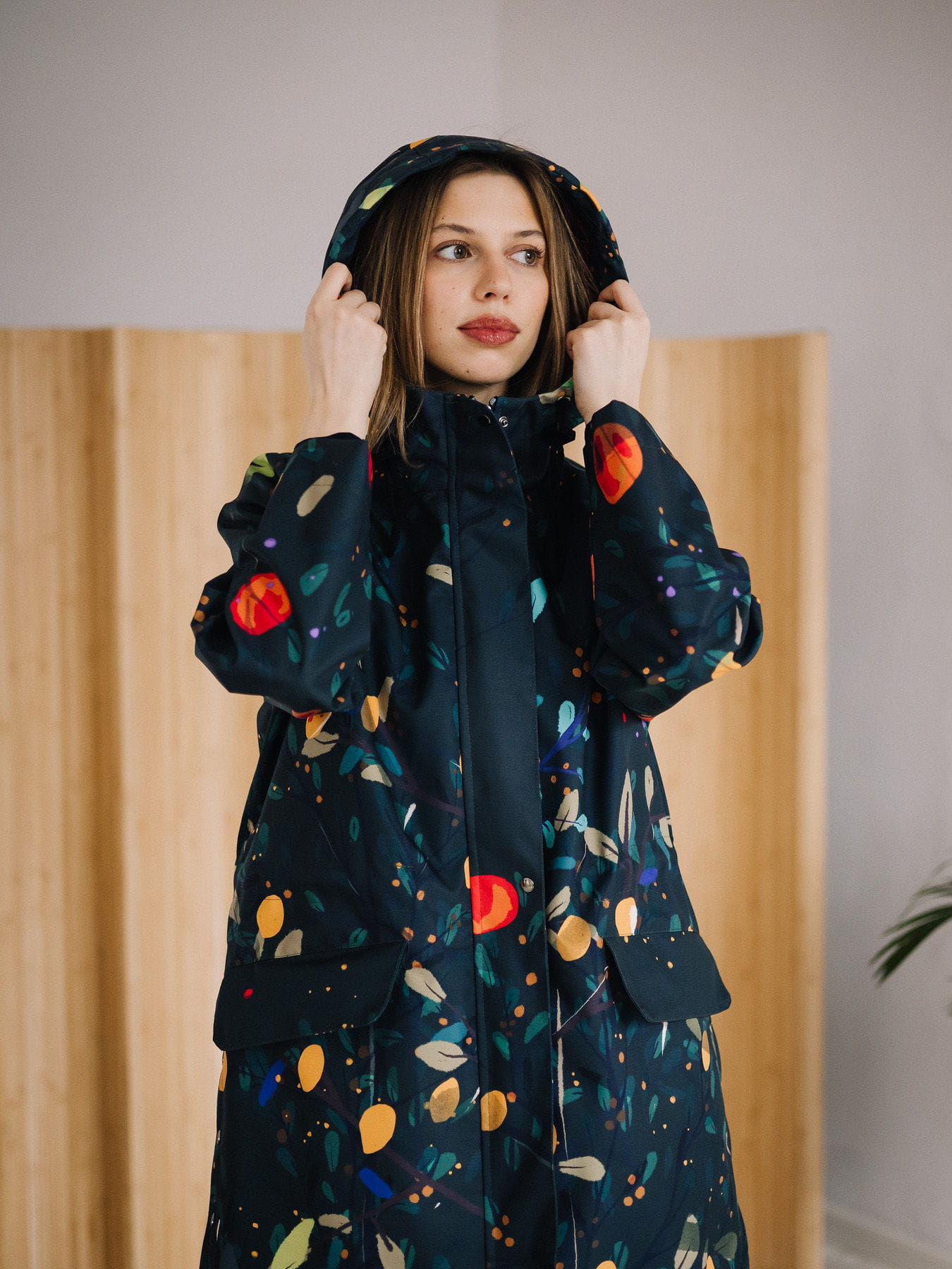 Kurtka z kolekcji "Citrus Bloom" – styl i funkcjonalność