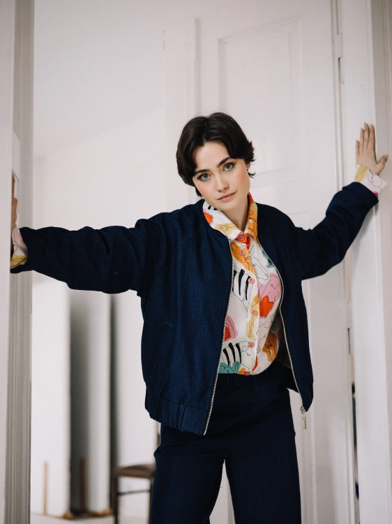 Bomberka Frida Blue Jeans