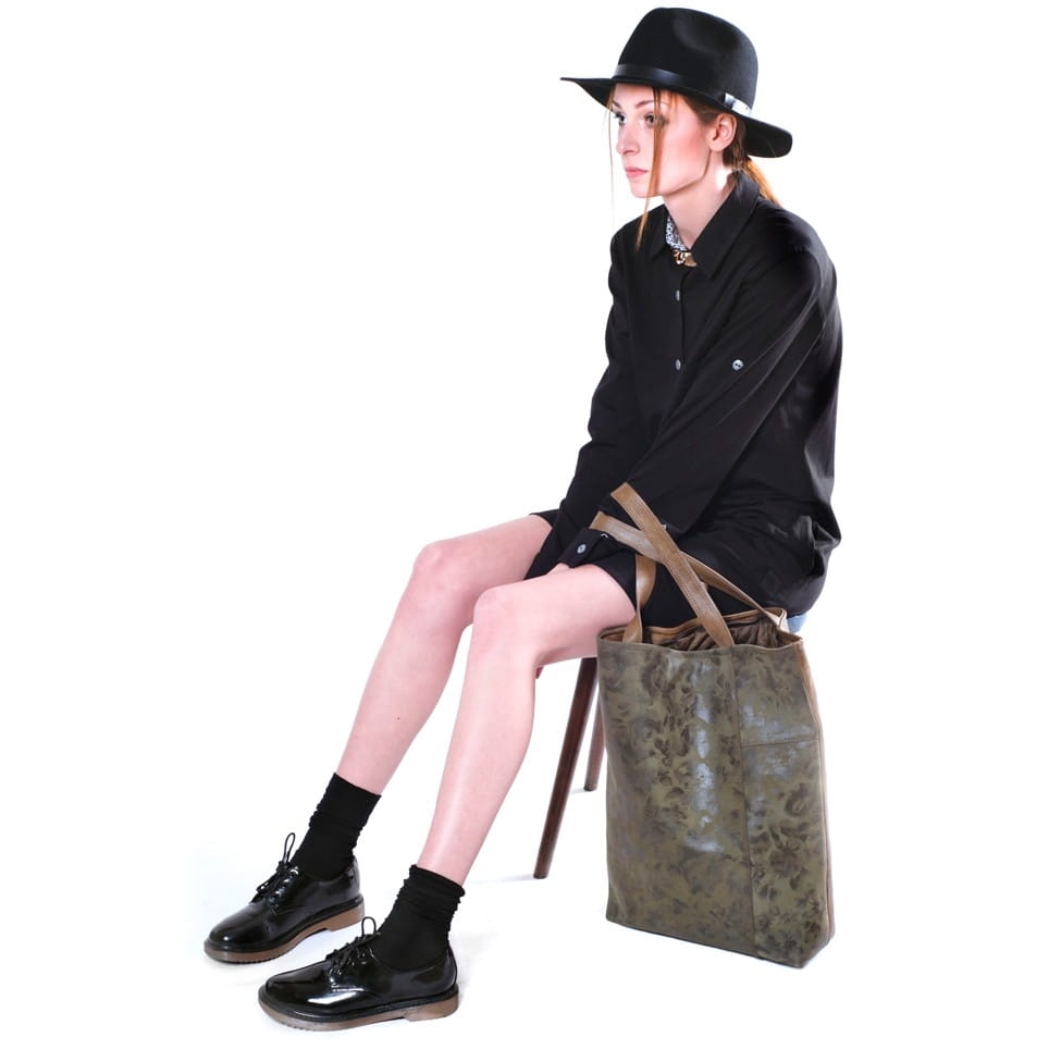 SUKIENKA KOSZULOWA FIO-CZARNY