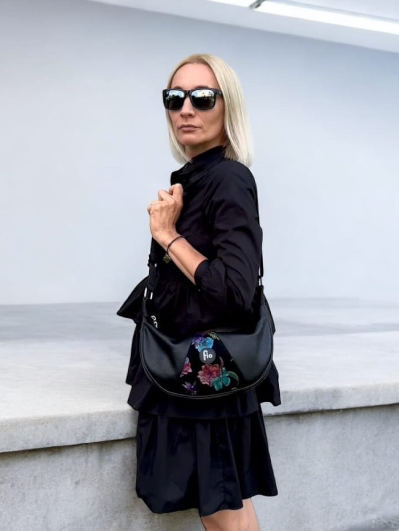 Torebka Kolorowa Friends -czarna